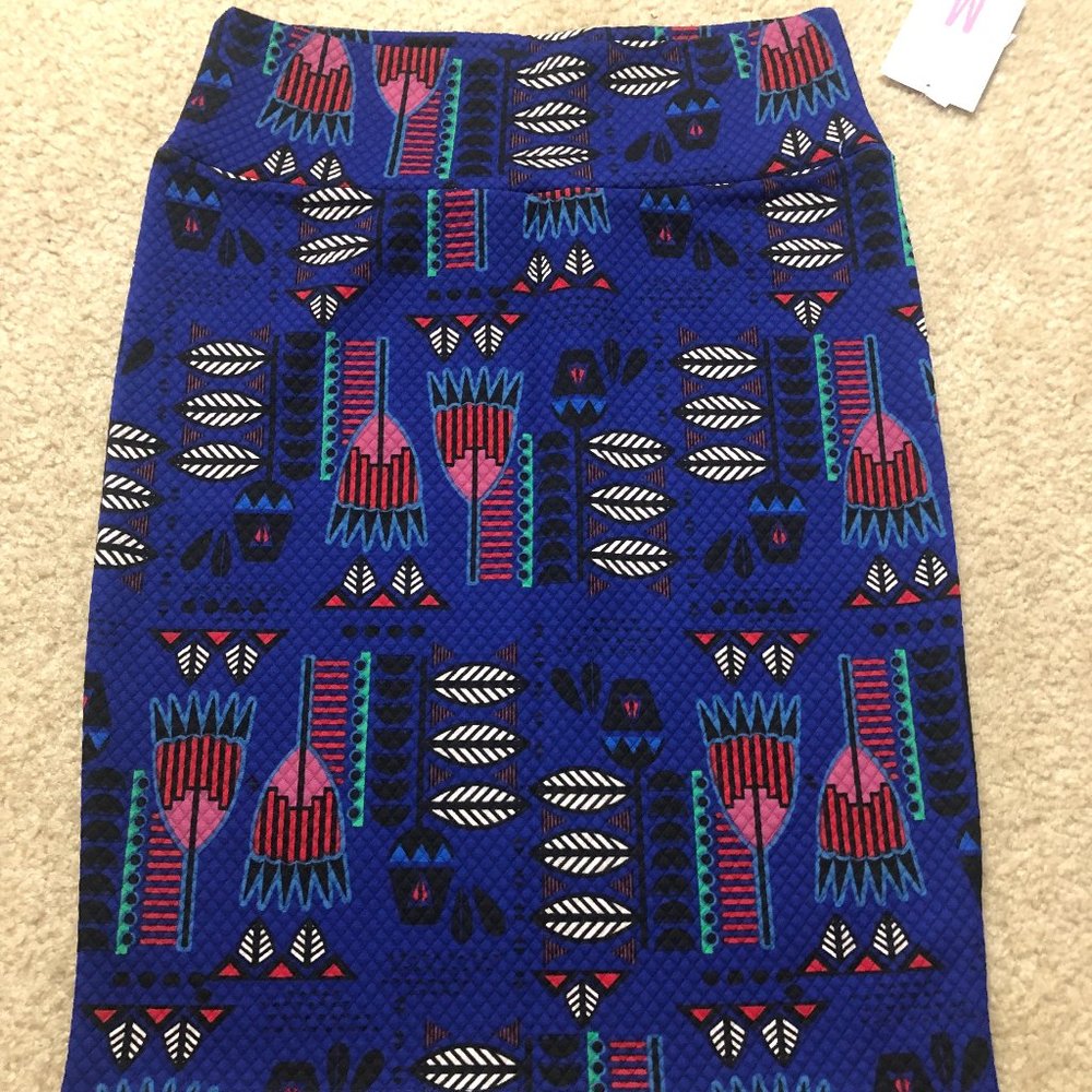 LuLaRoe Cassie Medium